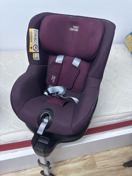 Scaun auto copii pana 4 ani