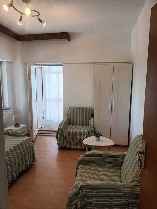 Inchiriem apartament 3 camere Ultracentral-Asirom mobilat,Centrala,AC
