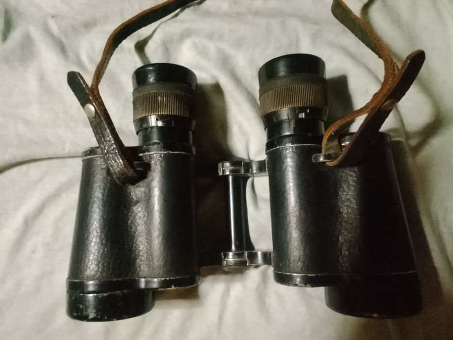 Binoclu IOR 8x30 ,350 lei
