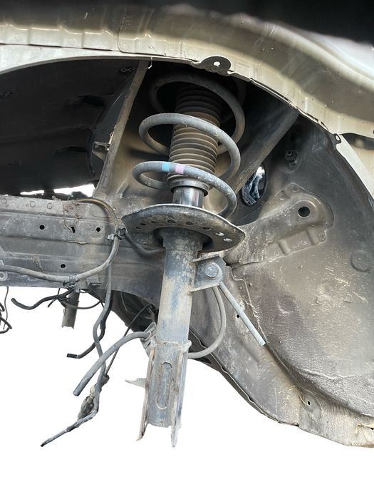 Set Amortizoare Fata (Stanga-Dreapta) Nissan Qashqai / Qashqai +2 I J1