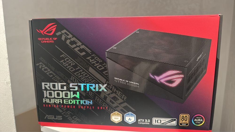 Asus rog strix 1000W не използвано
