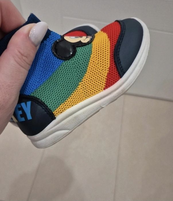 Adidasi Mickey Mouse