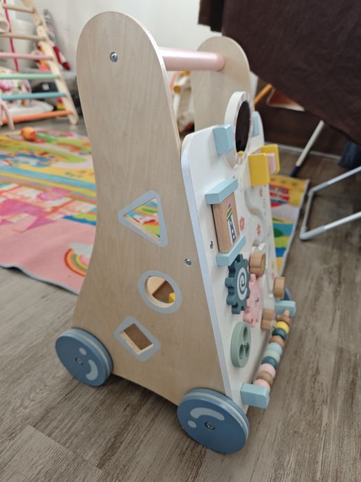 Уокър / проходилка / дърво