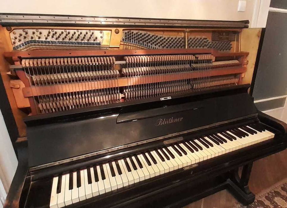 Пиано Blüthner Leipzig – антикварен немски инструмент (около 1888 г.)