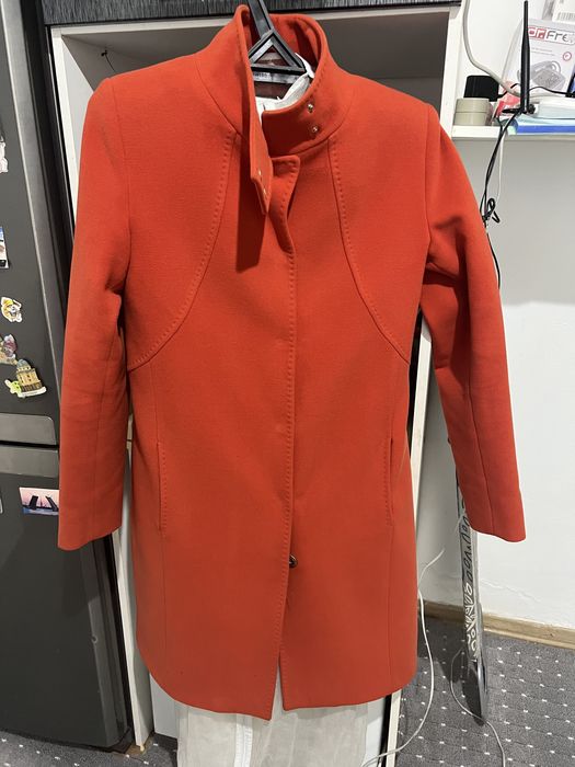 Пальто демисезонное