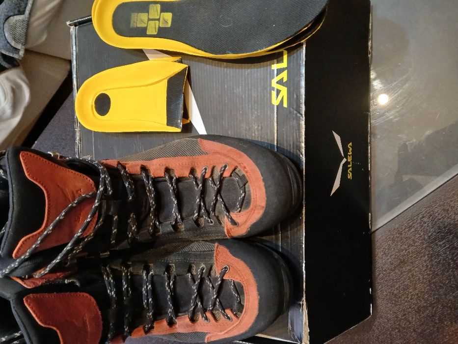 Страхотни обувки за планина Salewa 42