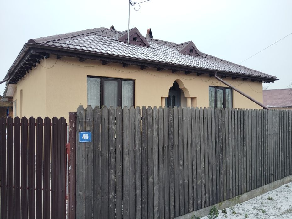 Casa de vanzare com colceag