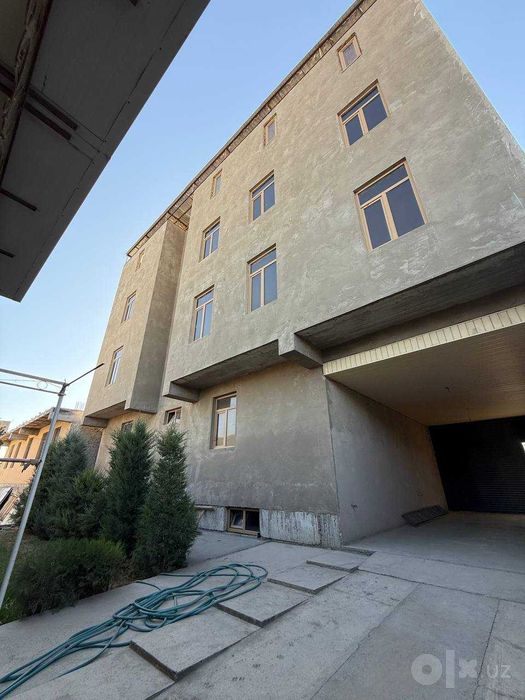 TAYYOR 3 QAVATLI NOTURAR BINO ijaraga beriladi #a944