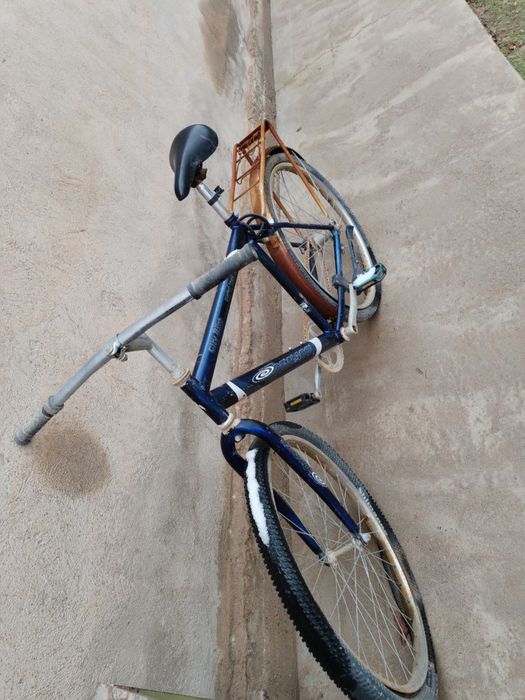 Velosiped sotiladi Rossiyadan kelgan holati yaxshi srochna sotiladi