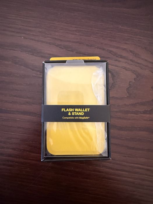 Стойка за телефон Binance