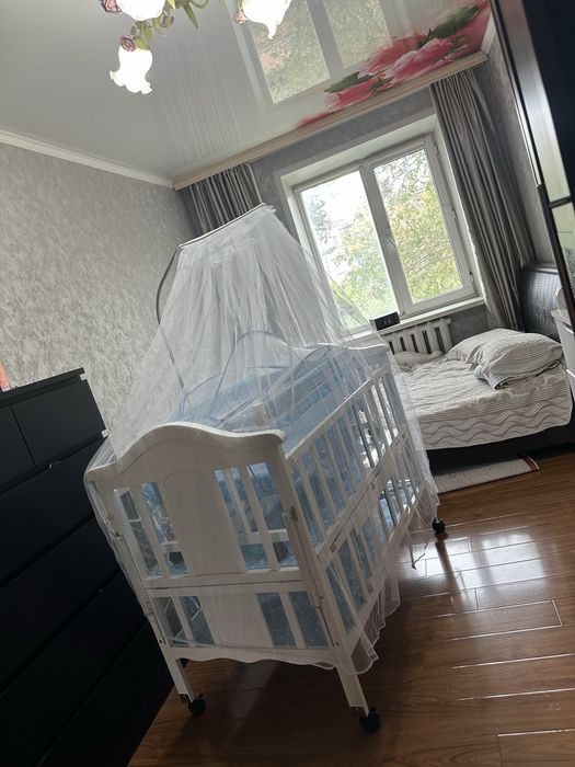 Продам детскую кровать 2в1