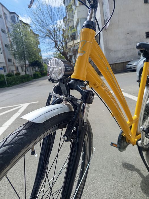 Bicicleta de oraș Leader