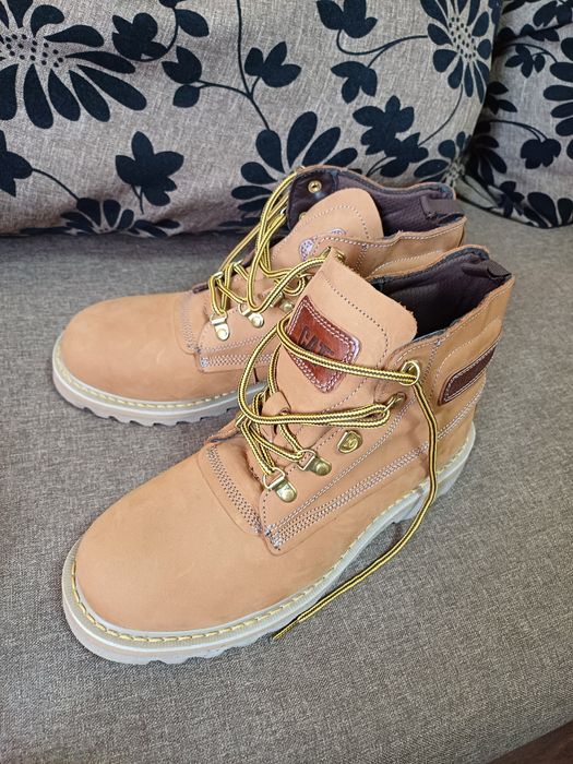 100% оригинални ботуши Caterpillar