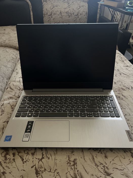 Lenovo Idea Pad 3 15ML05