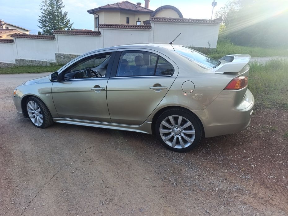Продавам Мицубиши Лансер 2.0tdi 2009г