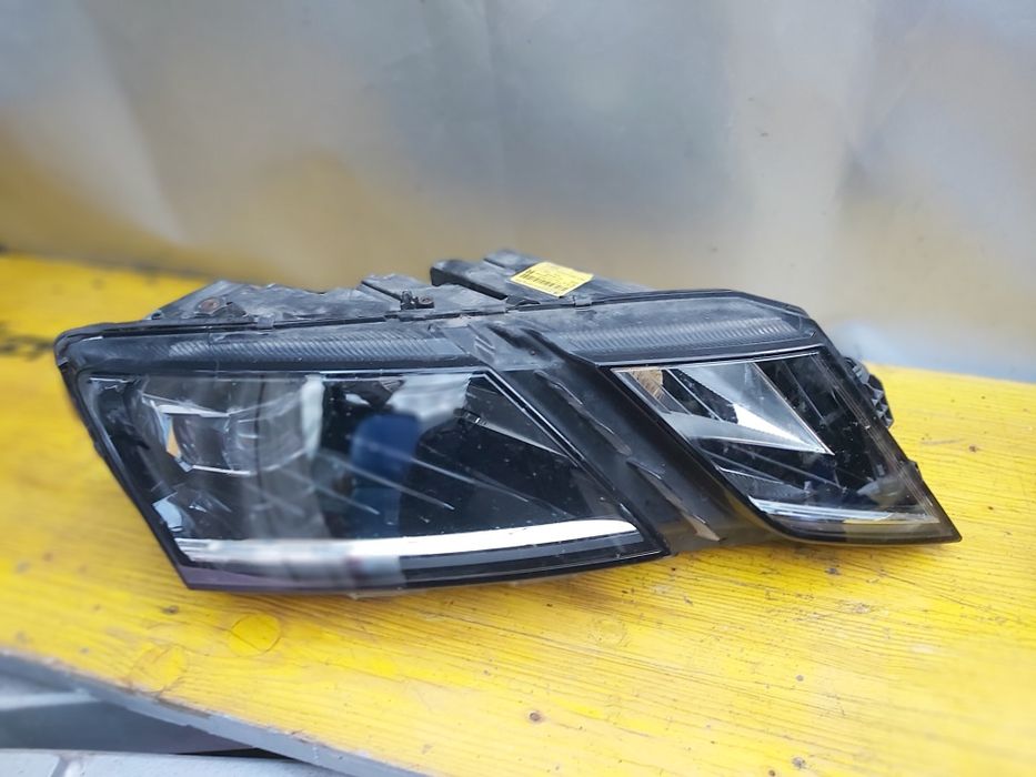 Фар Skoda Octavia 3