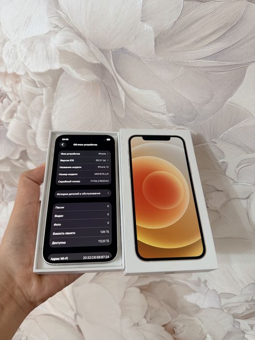 Айфон 12/128 В Хорошем состоянии