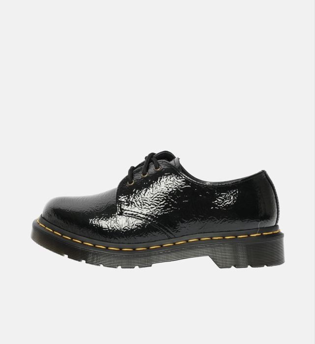 Dr. Martens Derbys