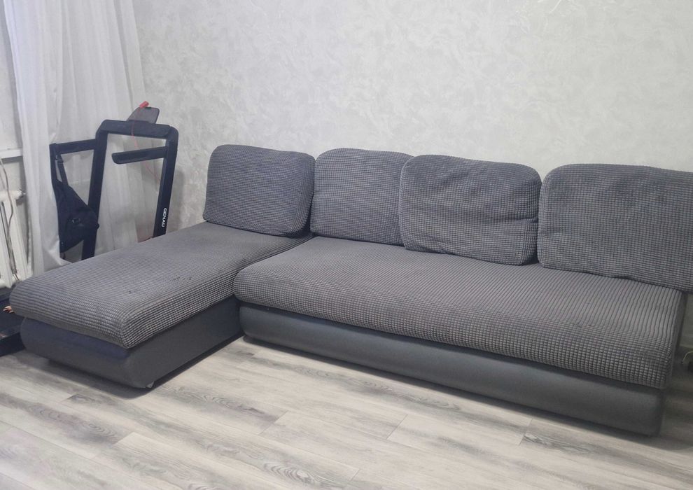 Продам угловой диван