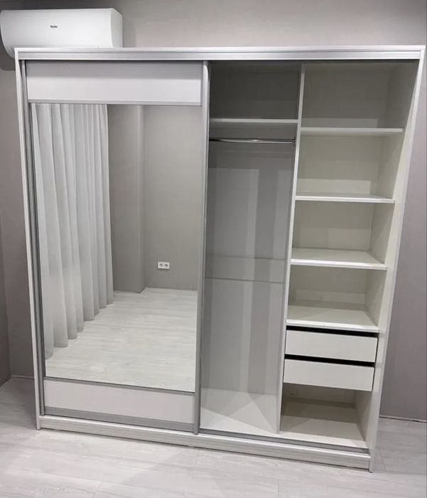 Шкаф купе как новый