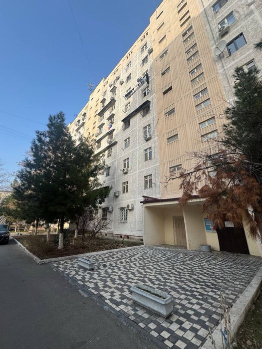 Продажа квартиры госпиатльный ориентир Хуавей 4 комнатная