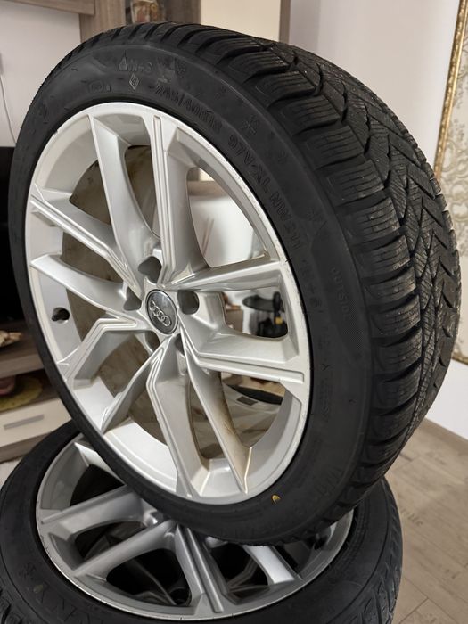Jante r18 AUDI 100% originale +anvelope  noi M+S 245/40/r18(DOT2025)