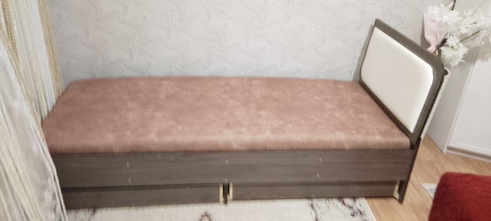 Продам кровать в отличном состоянии