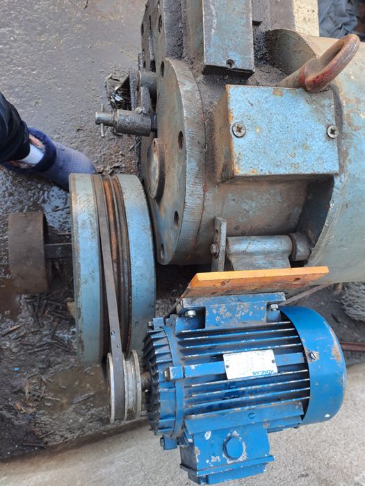 Vand ghilotina  presa  mecanica  taiat  fier beton