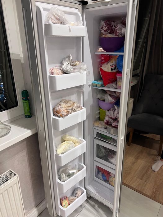 Рабочий холодильник Samsung Side By Side