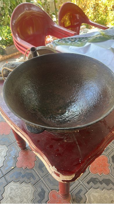 Казан 20 л чугунный советский