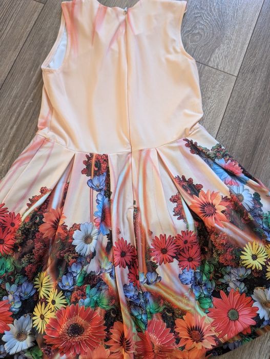 Три рокли размер 122-128