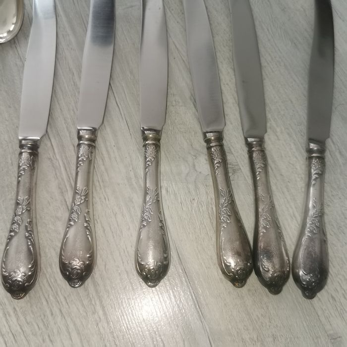 Set tacâmuri vintage argintate