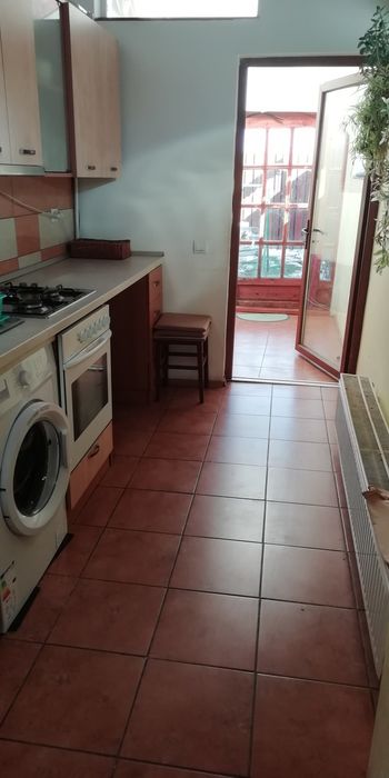 Închiriez spațiu Ptr muncitori 4 persoane la casa