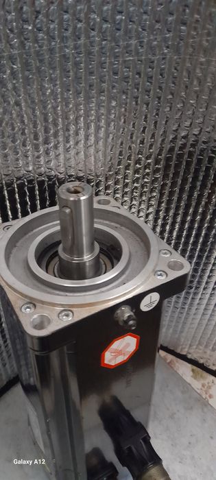 Серво мотор Schneider