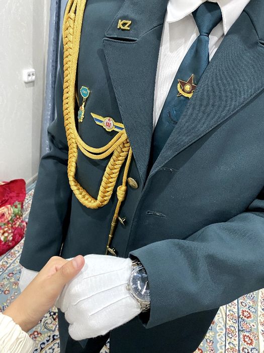 Военная парадная форма