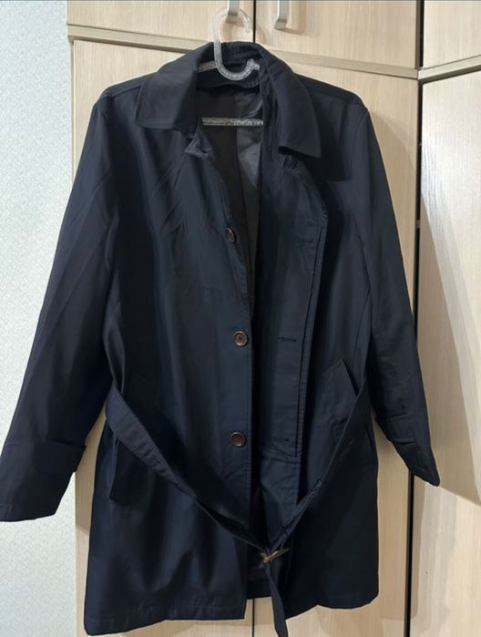 Мужской тренч-плащ 48 размер