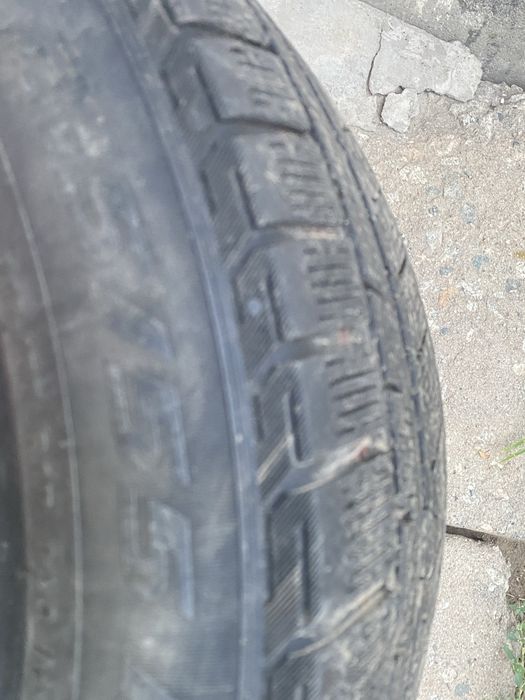 Шины Pirelli зимние.