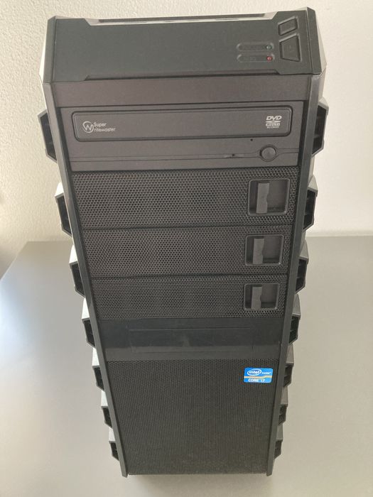 PC Light Gaming i7 2600k,Amd HD 5770, 8GB RAM, SSD 120 HDD 500, Win 11