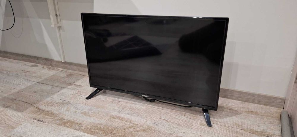 Телевизор Star-Light 32DM3501