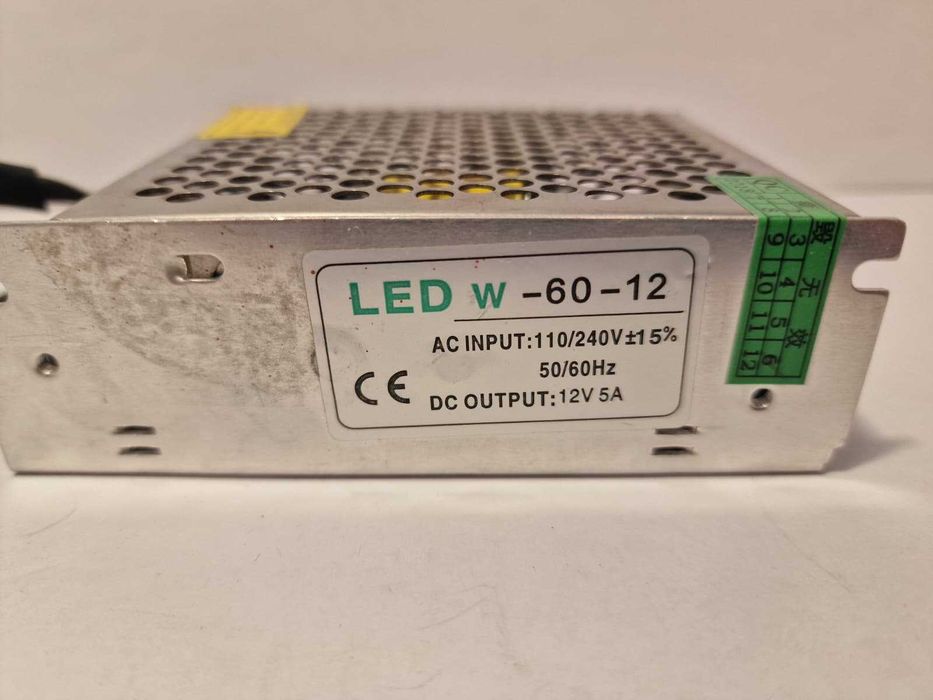 Sursa alimentare 12V - 2 bucati