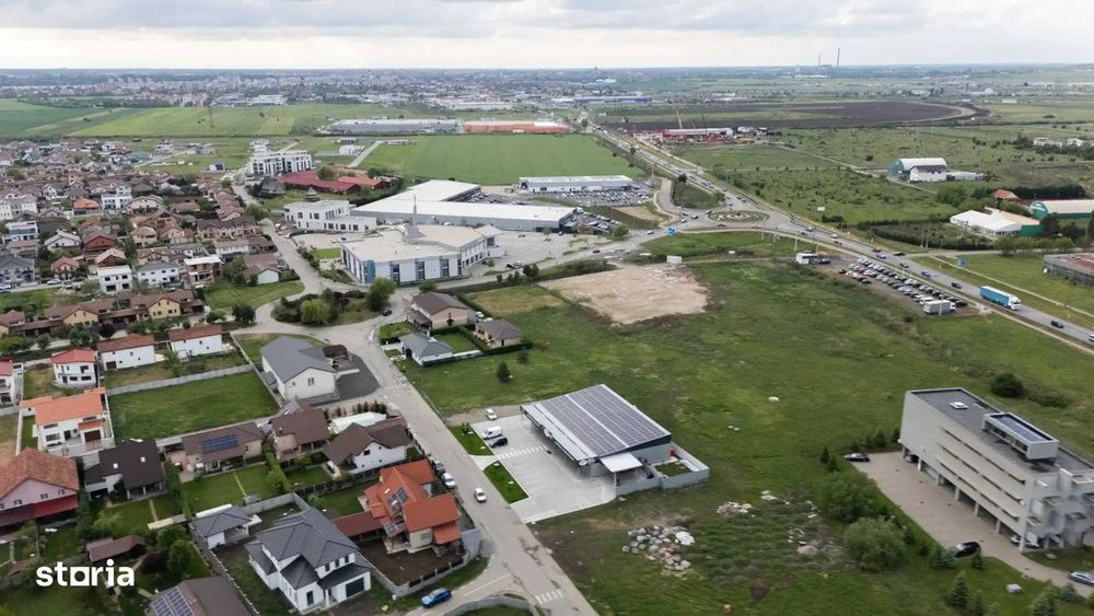 Teren construibil de vanzare cu toate utilitatile disponibile.