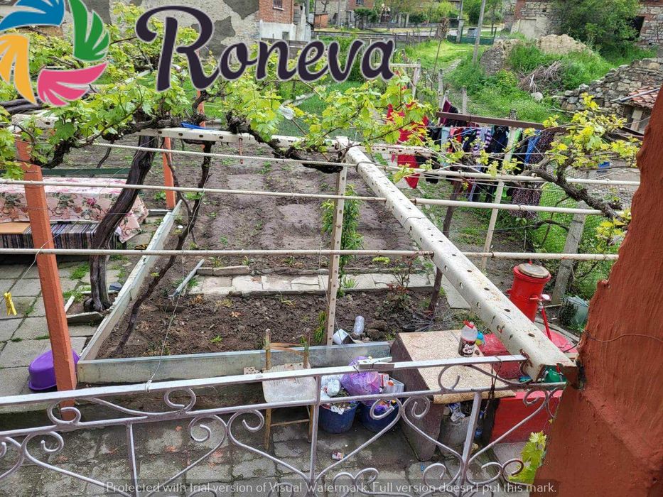 Къща с дворно място с.Бозвелийско