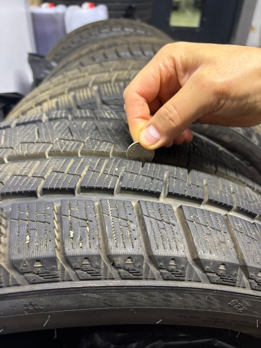 РЕЗИНА.  --- зима