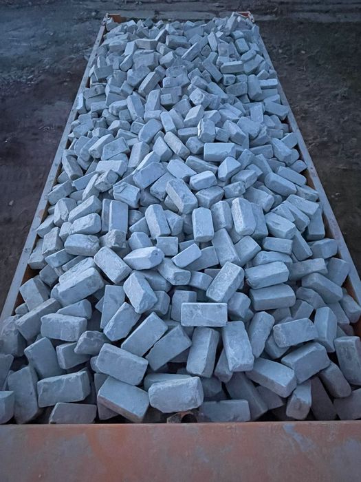 Продам кирпичи блоки плиты