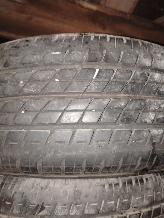 Шины 205/65/R15 летние б/у