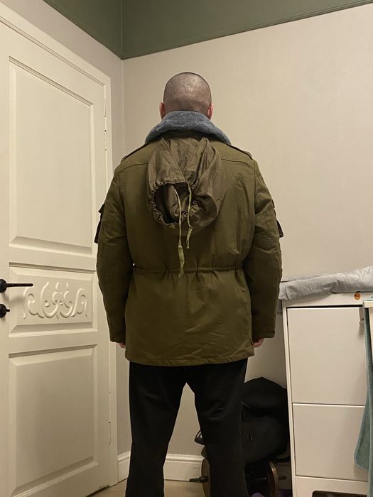 Афганка новая, осталась куртка.