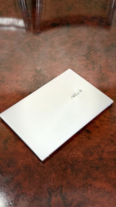 Ноутбук Asus Zenbook 13