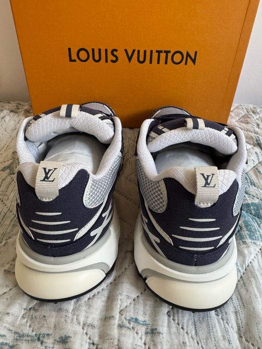 Обувки Louis Vuitton