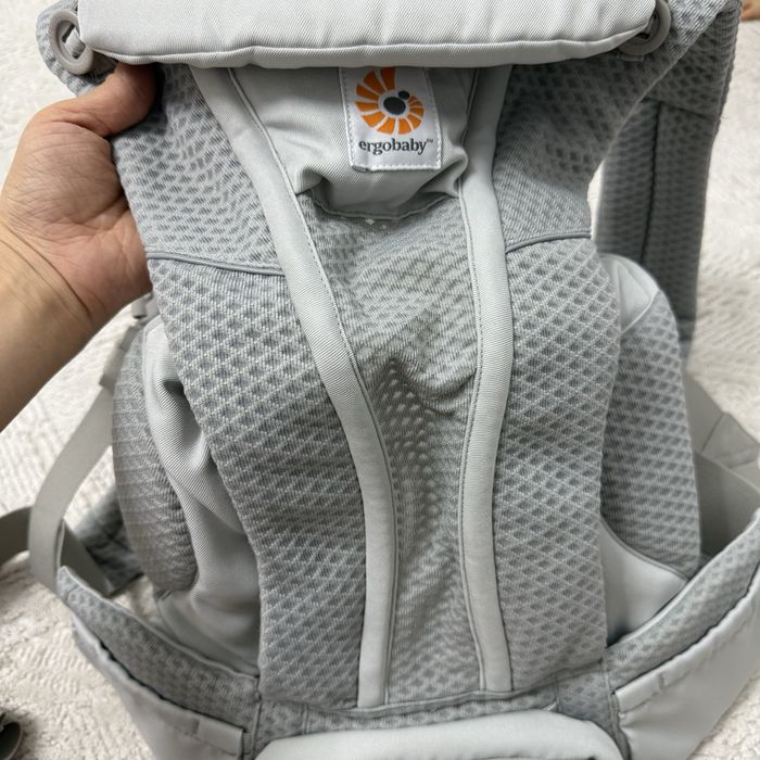 Ergobaby эргорюкзак с рождения до 4 лет новый!
