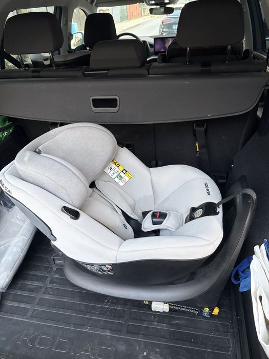 Maxi Cosi Mica – въртящо столче за кола (i-Size, 0–18 кг)